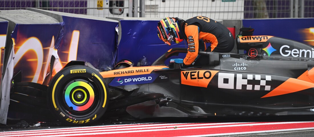 F1: Ütközött az éllovas, elmaradt a bajnokavatás