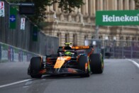 F1: Verstappen figyelmeztetést küldött a McLarennek 2