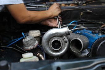 4 tünet, mely jelzi, hogy gond lehet a turbóval