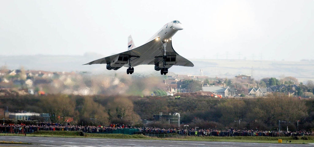 Concorde touches down at Filton airfield | Vezess | Vezess