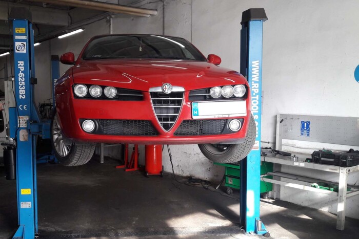 Használt autó: ez viheti el a pénzed