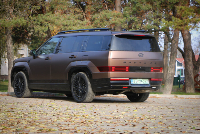 Ultravagány kompakt autó tart Magyarországra 11 | Vezess Ultravagány kompakt autó tart Magyarországra 11