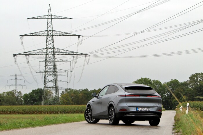 A magyarok kedvence akar lenni ez a kínai autó 25