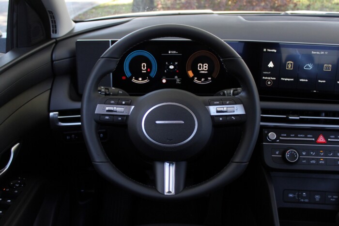 Fapadosan is vonzó ez a családi autó 13