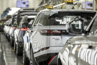 Túlélte a kibertámadást, újra termel az autógyár