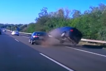 Videón a hatalmas baleset, emiatt bénult meg az M7-es