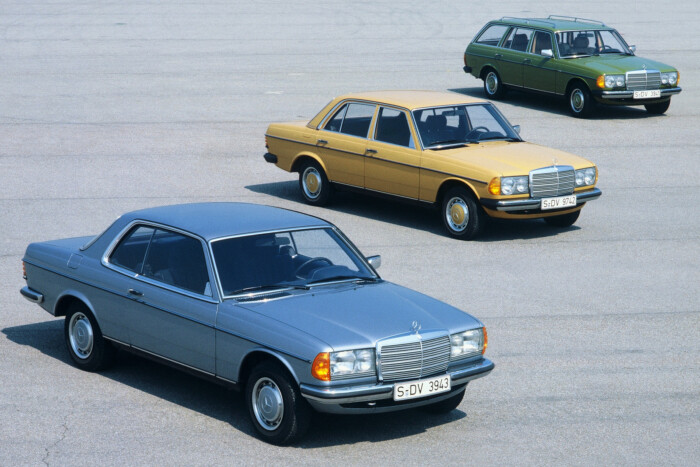 Egymillió kilométer után ezt tudja padlógázon egy öreg Mercedes