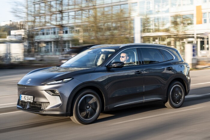 Új SUV-ot hoz az MG Magyarországra, jó árral indít 9