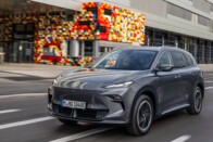 Nem igényel fejtörést az új kínai autó 11