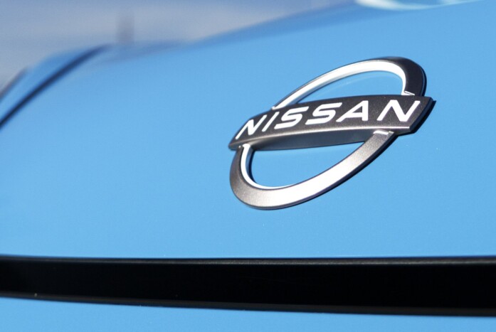 Irodákat zár be a Nissan, de ez jó