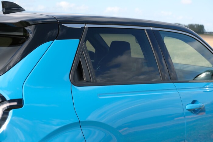 Messzire juthat a Nissan korszakváltó kisautója 8