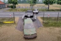 A tákolás hegesztett szobrát fotózták egy magyar autó alatt 6 A tákolás hegesztett szobrát fotózták egy magyar autó alatt 6