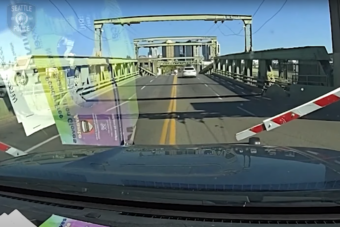 Ilyen szögből még nem láttad a menekülő audis ugratását