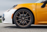 Átdolgozta középső SUV-ját az Alfa Romeo 11 Átdolgozta középső SUV-ját az Alfa Romeo 11