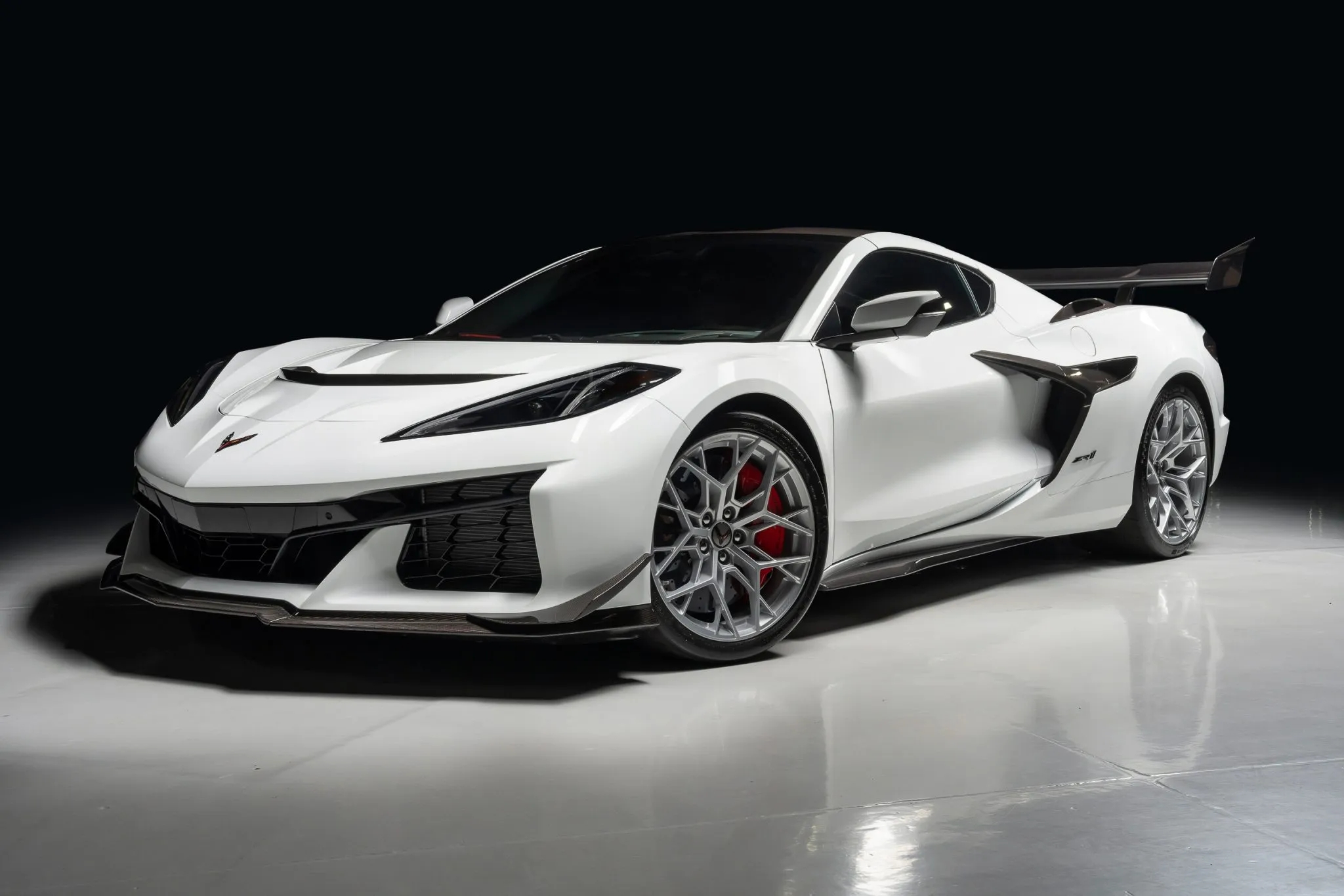 2026_chevrolet_corvette-zr1-3 | Vezess | Vezess