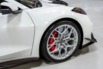 64 kilométer után eladta az autóját, mert rájött, sok neki 1079 lóerő