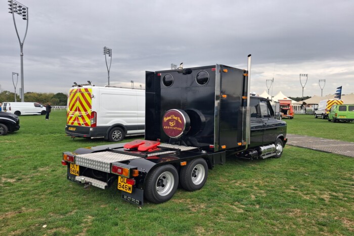 Ki mondta, hogy Transitból nem lehet csőröst csinálni? 5 | Vezess Ki mondta, hogy Transitból nem lehet csőröst csinálni? 5