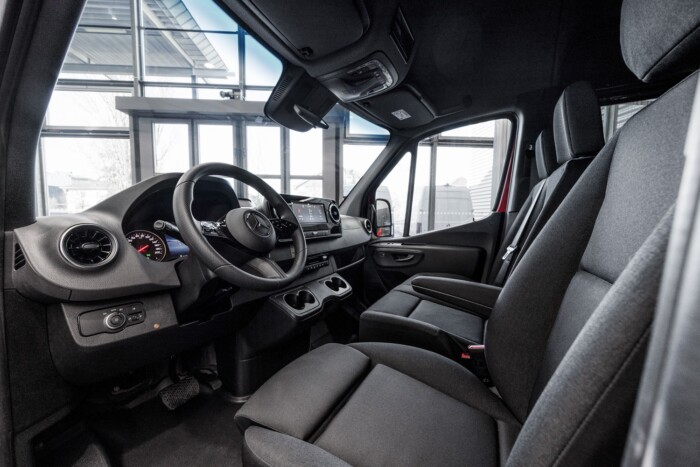 Kőbe vésték az új Mercedes-Benz Sprintert 10