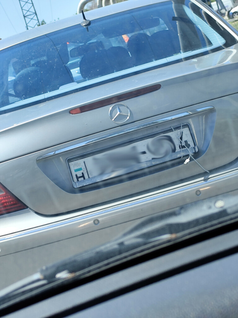 Pécsen fotózták a rendszámtáblák Mekk mesterét 1 | Vezess Pécsen fotózták a rendszámtáblák Mekk mesterét 1