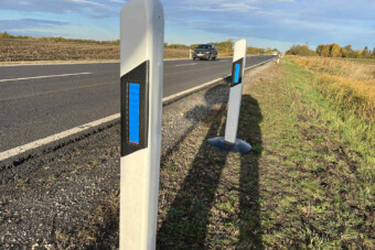 Csak kevés hazai autós tudja, ez mit jelent, pedig tele vannak vele az utak