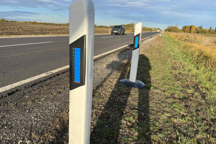 Csak kevés hazai autós tudja, ez mit jelent, pedig tele vannak vele az utak