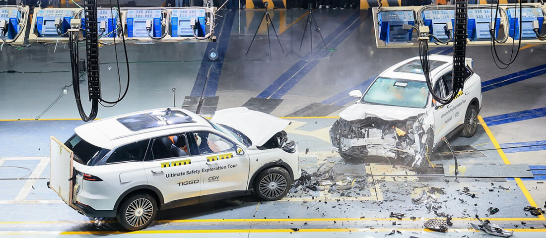 Nem lassít Magyarországon a kínai autóipar