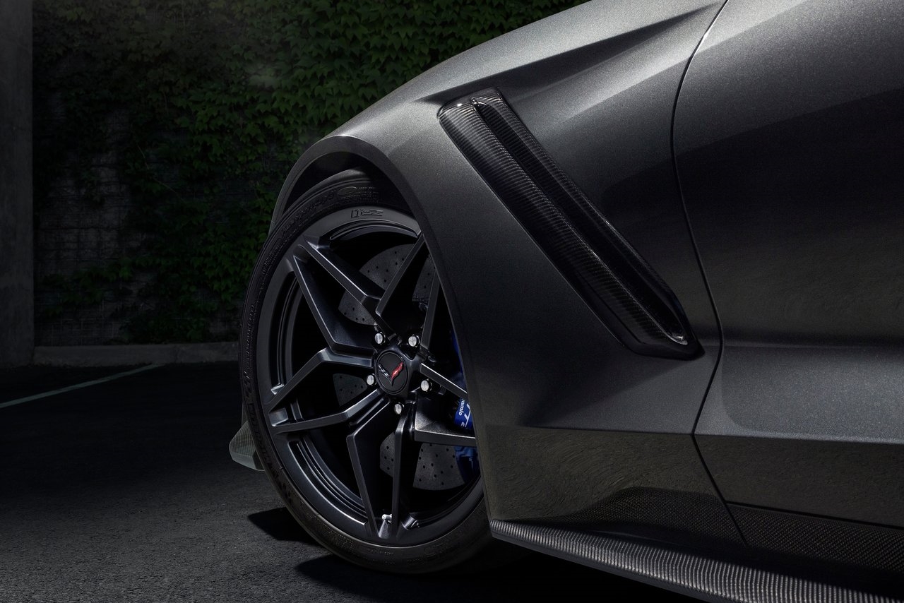 chevrolet-corvette_zr1-2019-9 | Vezess | Vezess