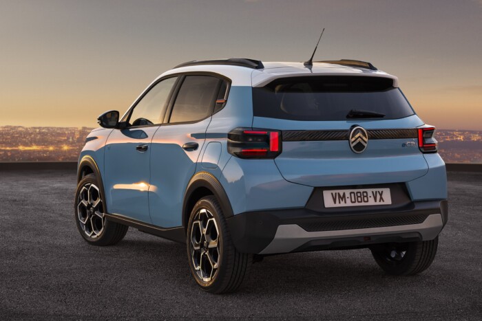 Már 9 millió alatt kínál villanyautót a Citroën 6