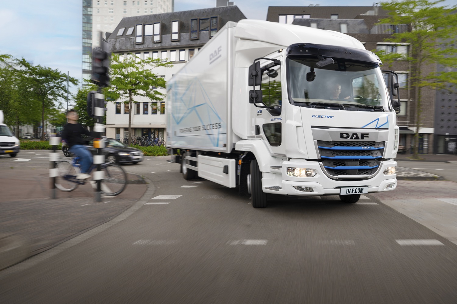 daf_hollandia_23 | Vezess | Vezess