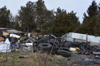 11 tonna bontott autóalkatrészt találtak egy nőnél