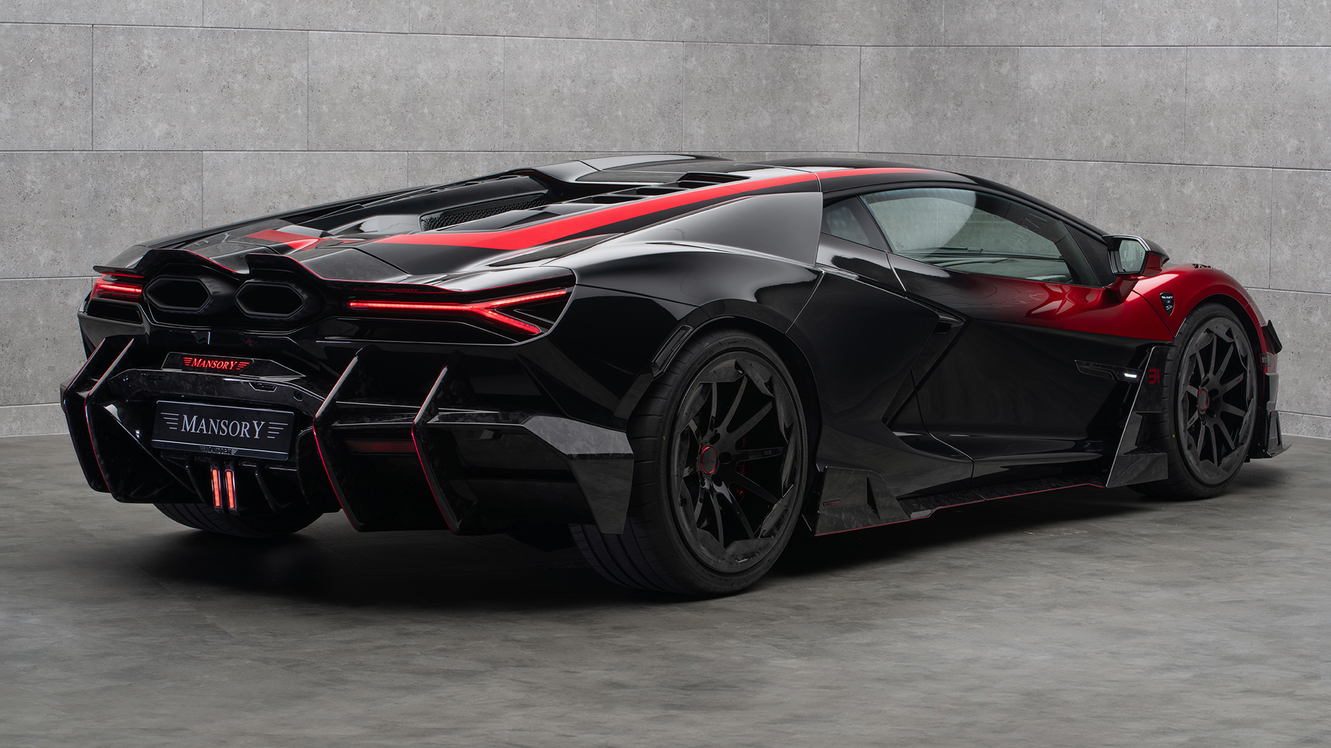 esteban-ocon-lamborghini-revuelto-mansory-initiate-3 | Vezess | Vezess