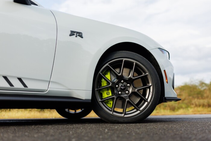 Megfizethető közúti versenyautót épített a Ford 12