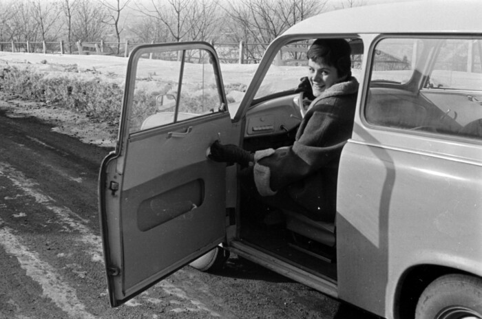 Így lett szenzációból mindennapos látvány a magyar női sofőr 12