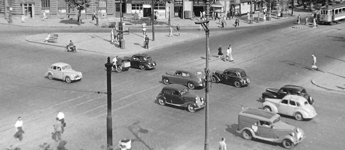 A szovjet katonák nem értették, ezért szedték le az egyetlen villanyrendőrt Budapesten