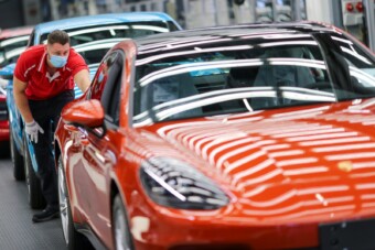 Luxusautóval jutalmazhatják a drasztikus fogyást