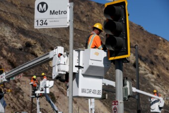 Brutális, mennyi pénzt nyelt el, mire felkapcsoltak egy jelzőlámpát
