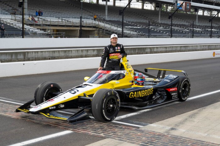 Hivatalos, megcélozta a Forma-1-et az amerikai pilóta