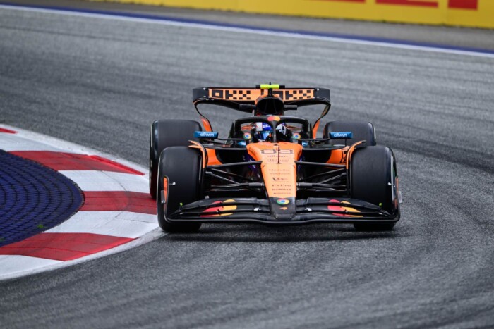 F1: Egyik pilótáját elengedte, a másikat pereli a McLaren