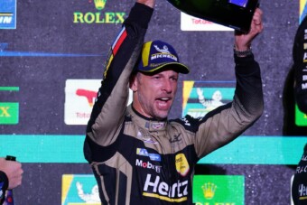 Hivatalos, visszavonul az F1-es világbajnok