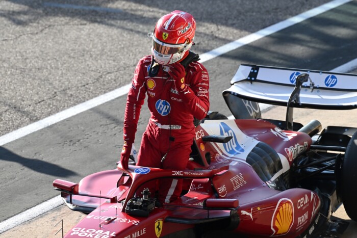 Nem érti Leclerc, mitől lett ilyen gyors a Ferrari