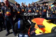 Rajtbüntetést ért Sainz elbaltázott előzése 2