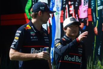 Csapattársa segítene vb-t nyerni Verstappennek