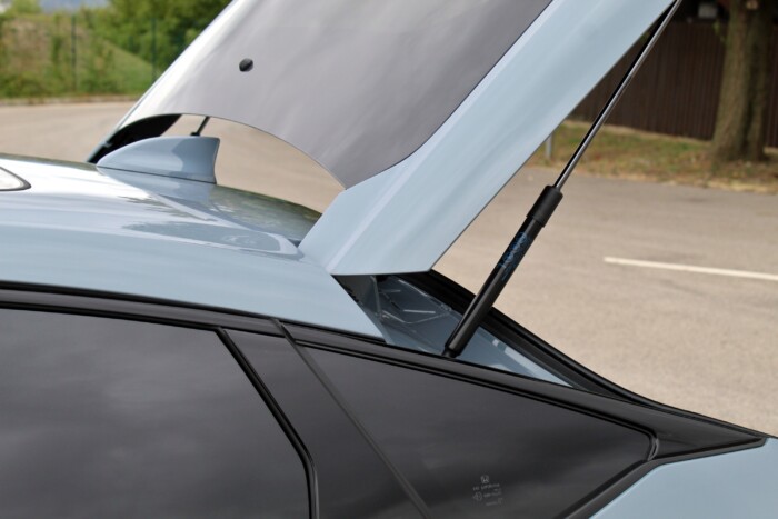 Csendes, kényelmes, de van egy bökkenő − itt az új Honda Civic 15