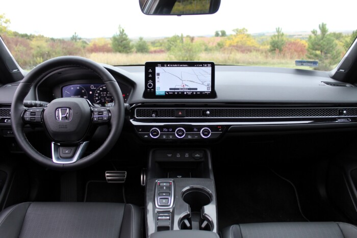 Csendes, kényelmes, de van egy bökkenő − itt az új Honda Civic 12