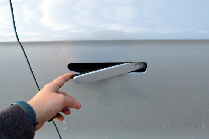 Olcsó, de még félkész ez a családi autó 8