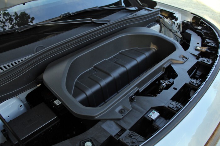 Olcsó, de még félkész ez a családi autó 17