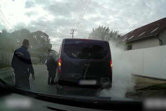 Így vadásznak civil autókból a budapesti rendőrök