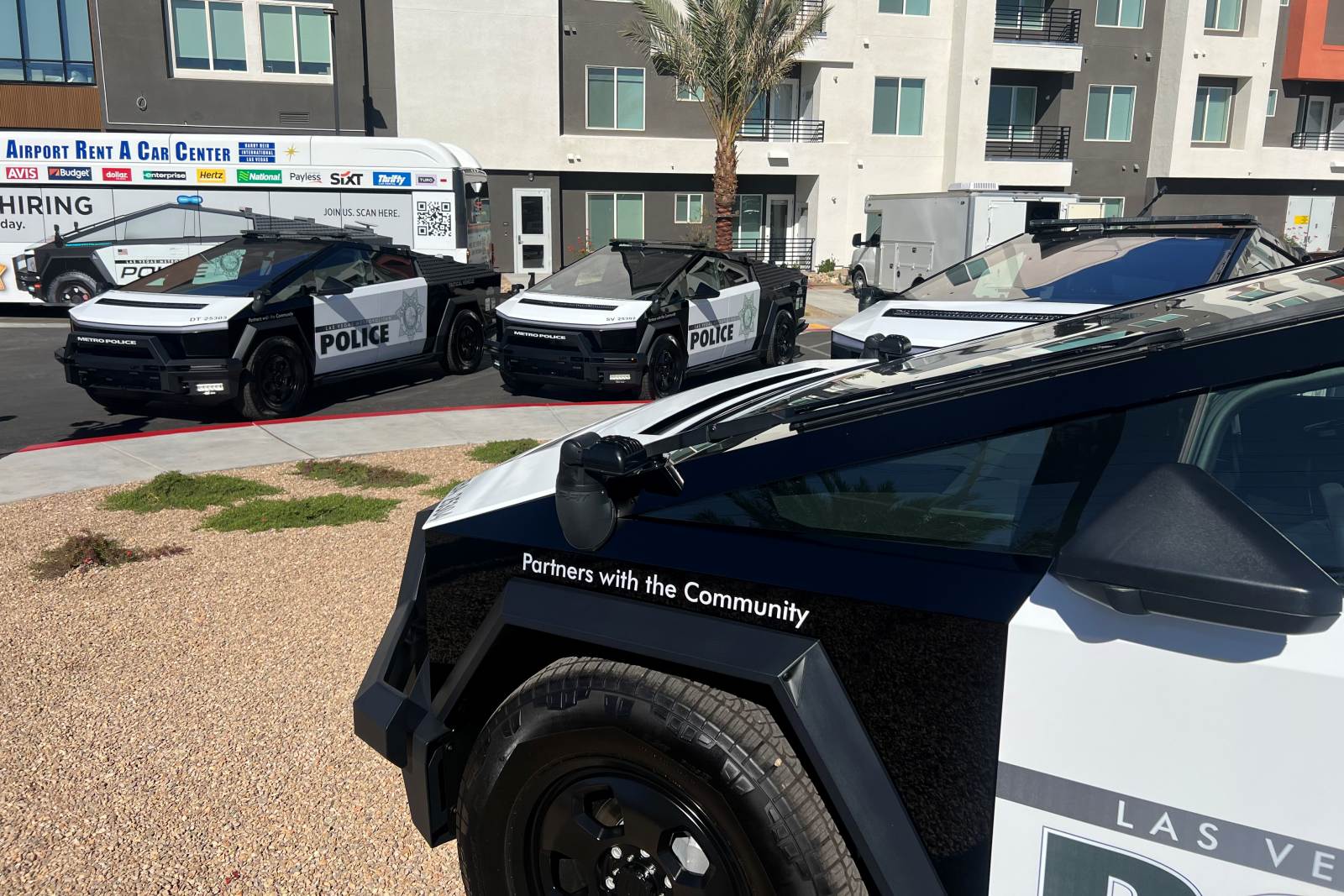 lvmpd_cybertruck_2 | Vezess | Vezess