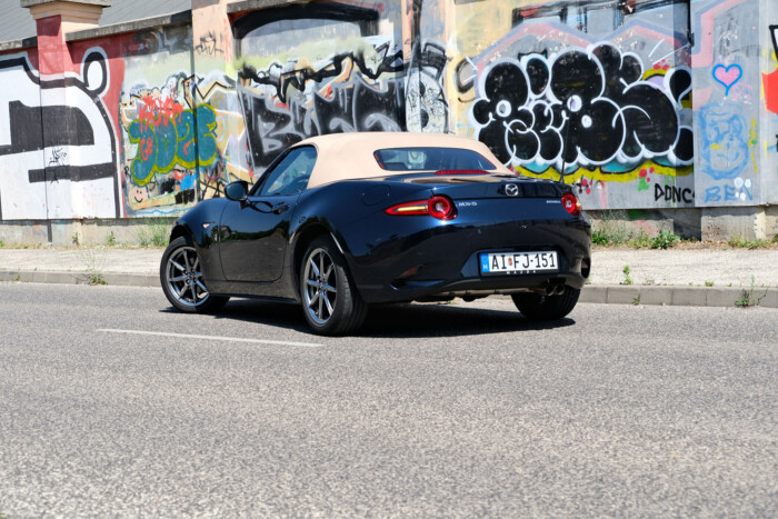 Mire elég Magyarországon 132 lóerő? 18