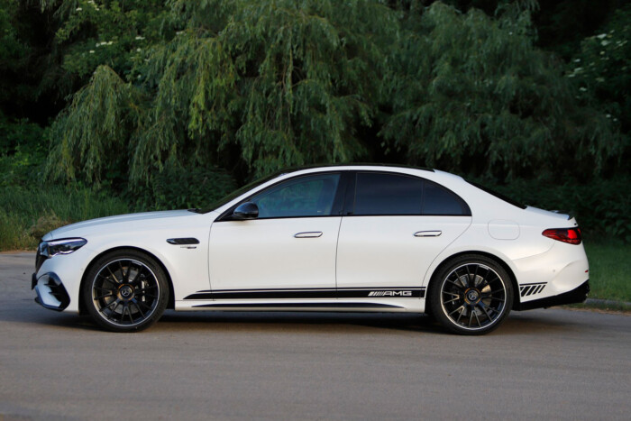 Ebben a Mercedesben mindent túltoltak 7 | Vezess Ebben a Mercedesben mindent túltoltak 7